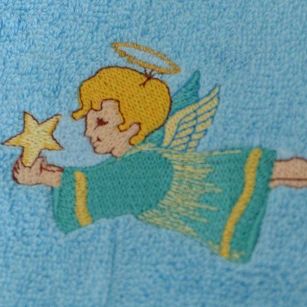 Cadeaux-et-broderie-de-naissance-à-Vourey-2